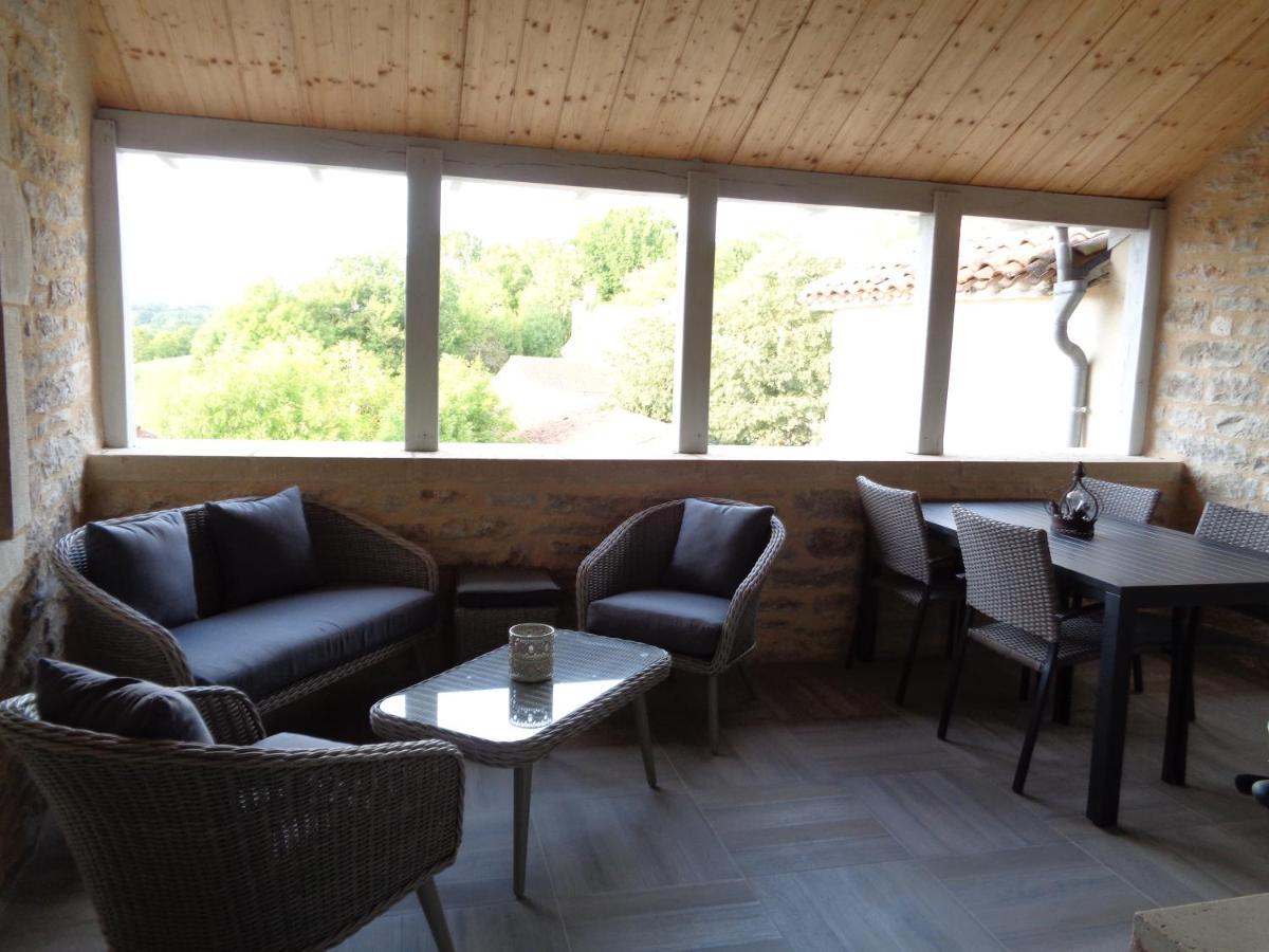 Le Logis Du Foirail Apartment Saint-Projet  Luaran gambar